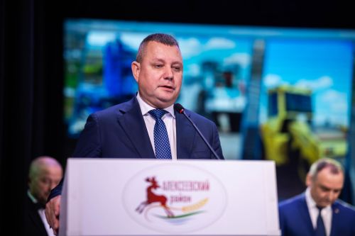 В Алексеевском районе наградили работников дорожной отрасли
