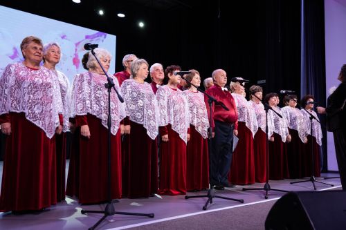 В Алексеевском районе поздравили пять пар, отметивших 50 лет брака