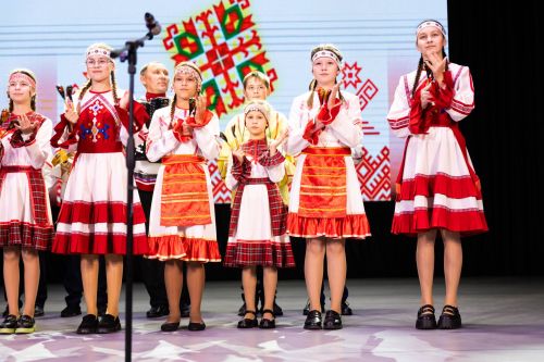 Педагогов Алексеевского района чествовали в честь Дня учителя