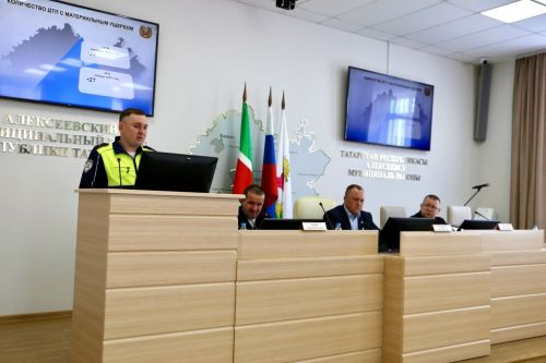 В Алексеевском районе обсудили вопросы безопасности дорожного движения
