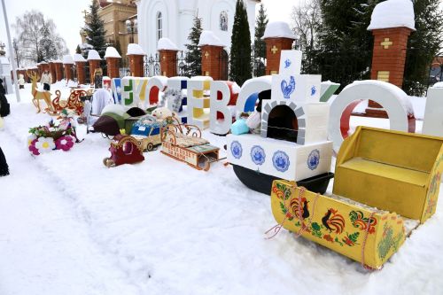Масленицу отметили на Соборной площади