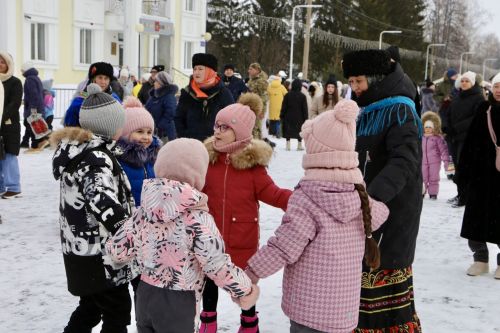 Масленицу отметили на Соборной площади