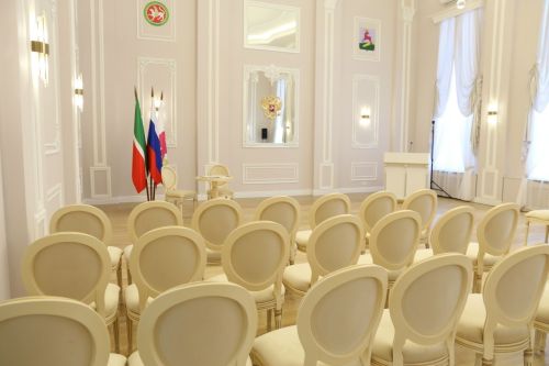 В Алексеевском районе присвоены почётные звания и вручены награды