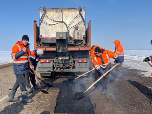 В Алексеевском районе начался ямочный ремонт дорог