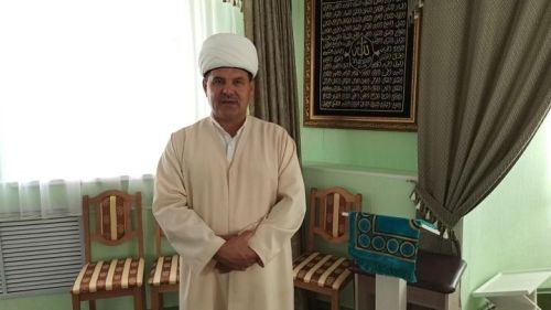 Поздравление мухтасиба: всех мусульман района ждут в мечети