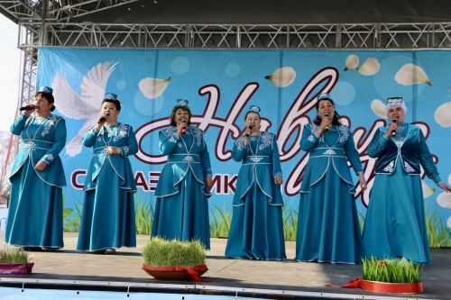 На Соборной площади отметили Навруз
