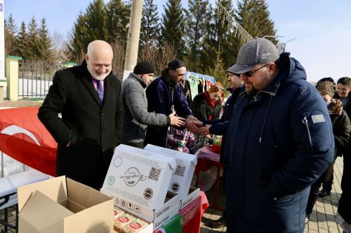 На Соборной площади отметили Навруз