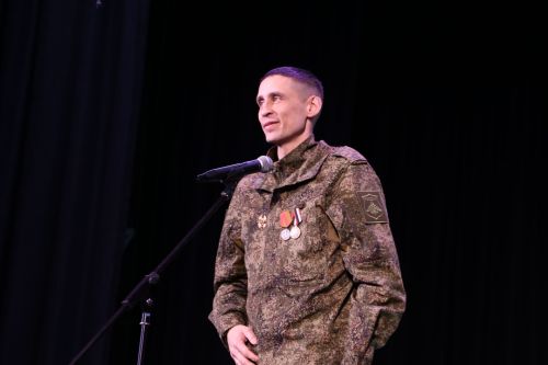 В районном Доме культуры  состоялся праздничный концерт «Такая разная!»
