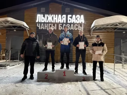 Ночная лыжная гонка объединила спортсменов Закамья в Алексеевском