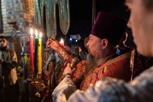 Свет Пасхи в Алексеевском: фоторепортаж из храма Воскресения Христова