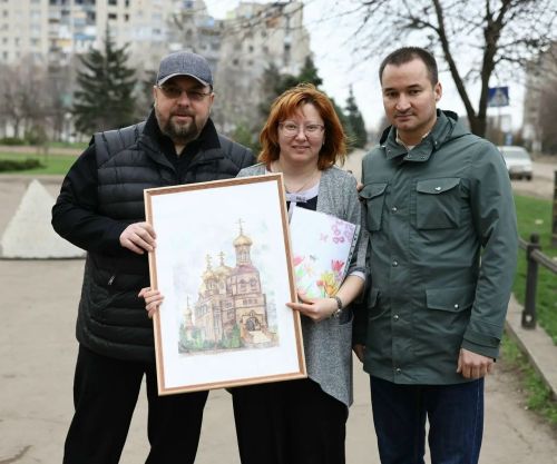 Алексеевцы передали УАЗ и стройматериалы в Лисичанск