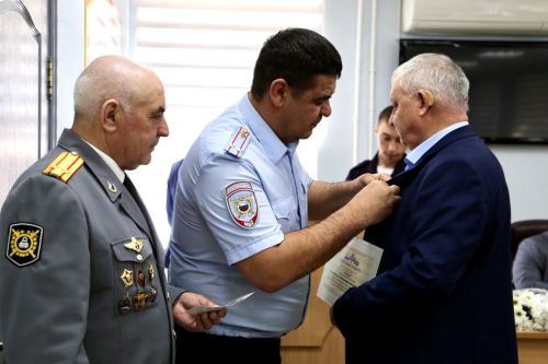 В Алексеевском наградили ветеранов МВД