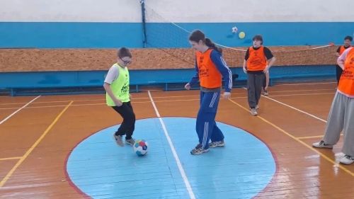 В Билярской школе продолжаются занятия по проекту «Футбол в школе»