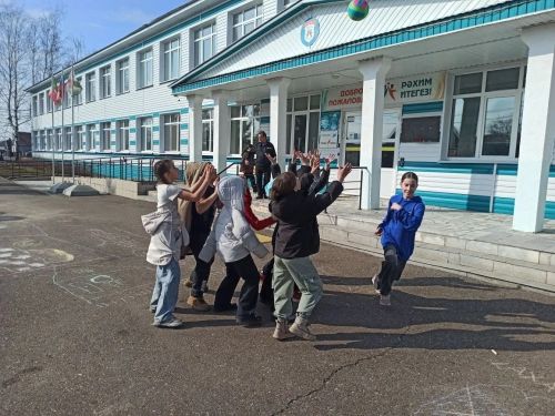 В Алексеевской СОШ № 2 прошёл День здоровья на свежем воздухе