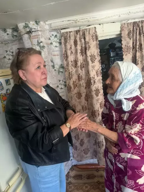 Ветеранов и детей войны поздравили с Днем Победы в Ерыклинском поселении