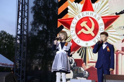 День Победы в Алексеевском завершился концертом и праздничным салютом