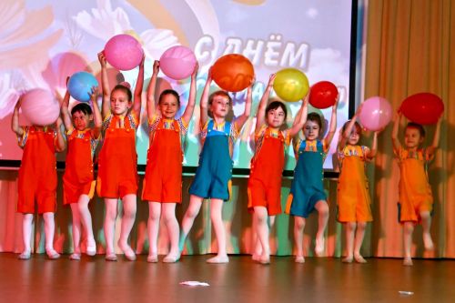 В Алексеевском районе чествовали работников социальной сферы