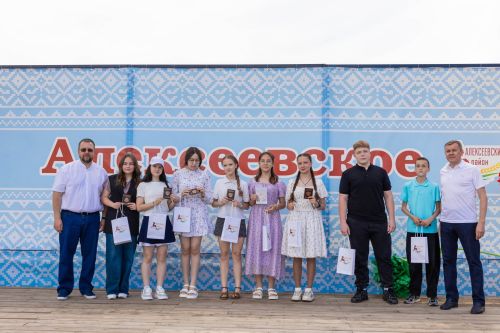 Фоторепортаж с празднования Дня России в Алексеевском