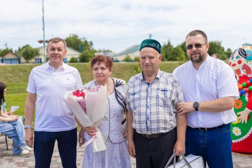 В Алексеевском районе торжественно отметили День России