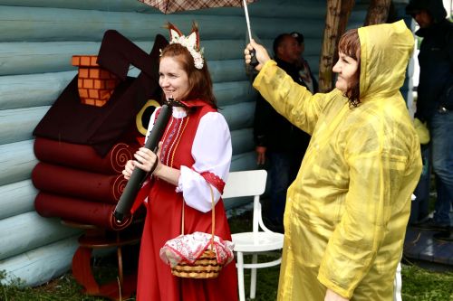 Алексеевский район представил сказочное подворье на Казанском Сабантуе