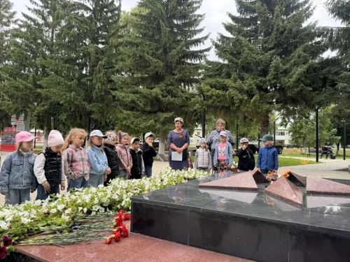 В Алексеевском районе почтили День памяти и скорби