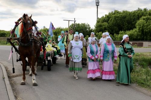 В Алексеевском прошел традиционный сбор подарков к Сабантую