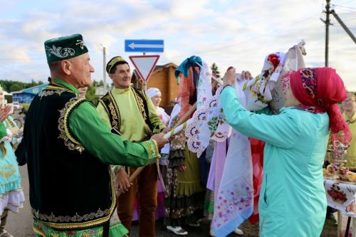 В Алексеевском прошел традиционный сбор подарков к Сабантую