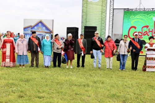 Сабантуй-2026 собрал тысячи гостей на главном майдане района
