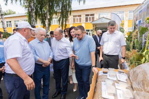 В Алексеевском районе открыли агротехкласс кооперативного профиля