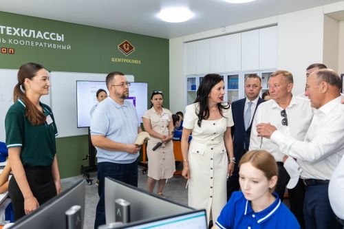 В Алексеевском районе открыли агротехкласс кооперативного профиля