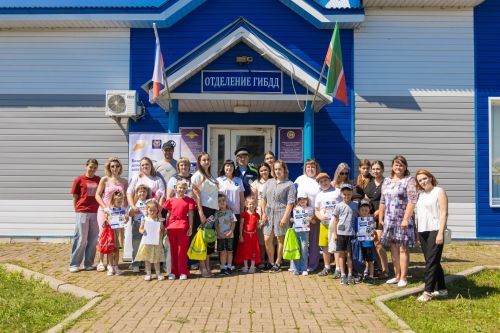 В Алексеевском районе подвели итоги муниципального конкурса рисунков «Хранителям дорог посвящается»