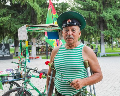 В Алексеевское прибыл участник велопробега памяти погибших бойцов СВО