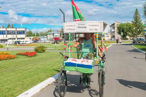 В Алексеевское прибыл участник велопробега памяти погибших бойцов СВО