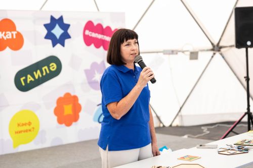 Участников форума «Сәләт» познакомили с основами дорожной безопасности.