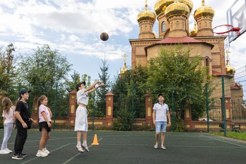 «Нескучная школа» прошла в Алексеевском парке «Семья»
