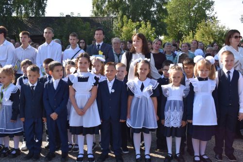 В Алексеевской школе №1 прозвенел первый звонок