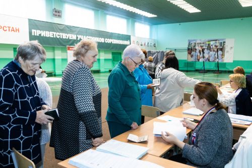 Ветераны района проголосовали и пообщались в кругу друзей