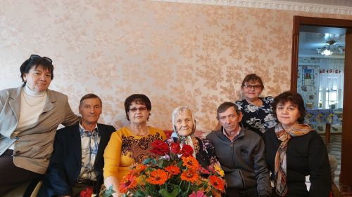 90-летний юбилей отметила труженица тыла из села Мокрые Курнали