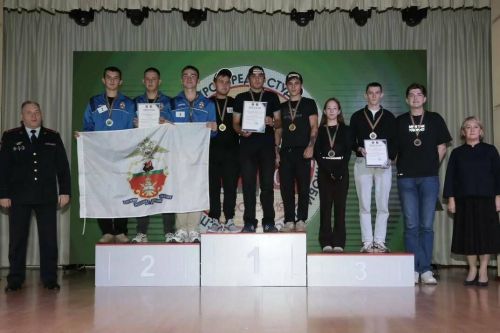 Студенты Татарстана состязались в знании ПДД и фигурном вождении