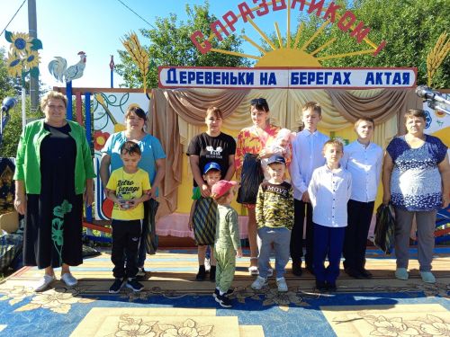 Фоторепортаж: день села в Ялкынском поселении