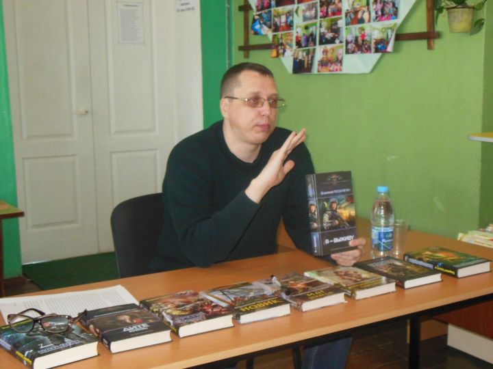 Библиотека «Красный восток» приняла  участие в общероссийской акции «Библиосумерки»