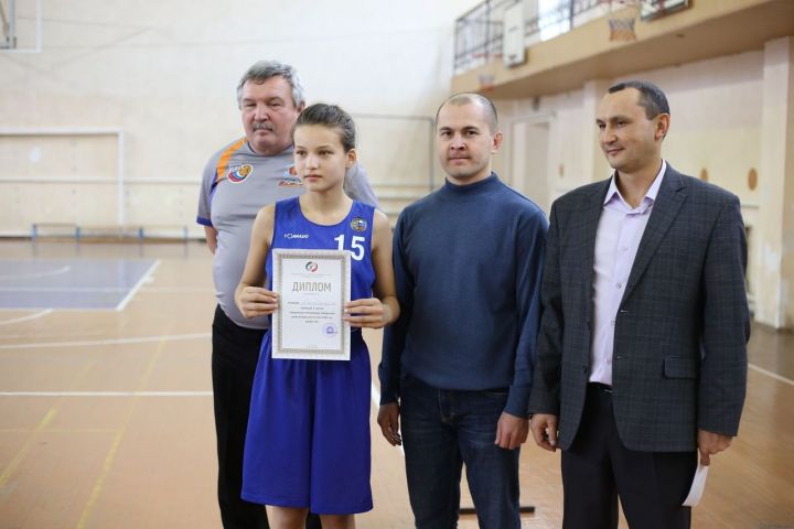 Алексеевские спортсменки стали чемпионами Республиканского первенства по баскетболу