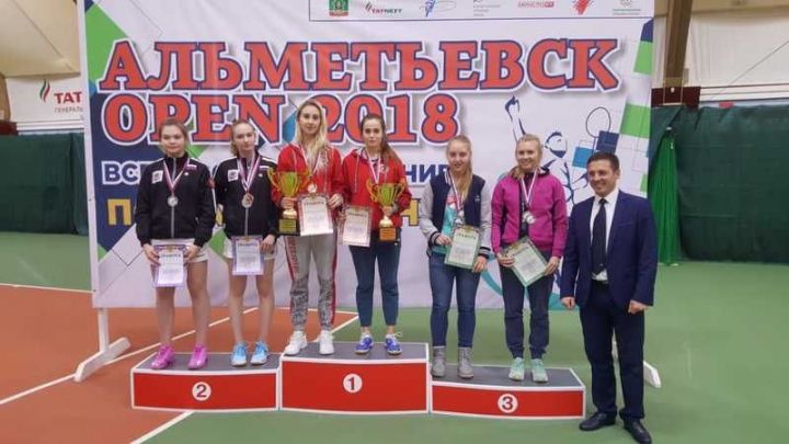 Алексеевские спортсмены успешно выступили на Всероссийских соревнований по бадминтону «Альметьевск Open». Итоги