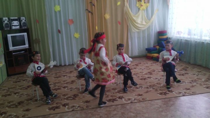 Фоторепортаж с праздничных мероприятий из Среднетиганского детского сада