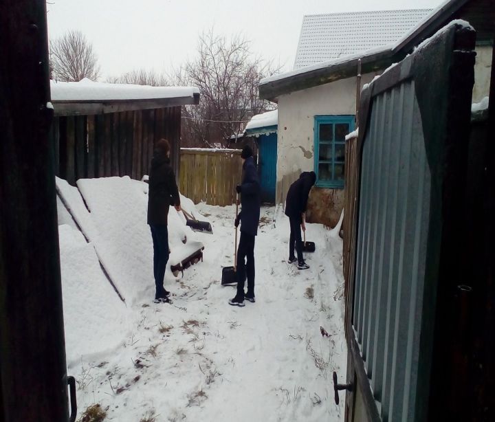 "Снежный десант" спешит на помощь сельчанам Алексеевского района