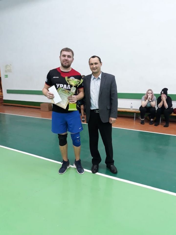В Алексеевском районе прошли соревнования по волейболу на Кубок Главы Алексеевского муниципального района