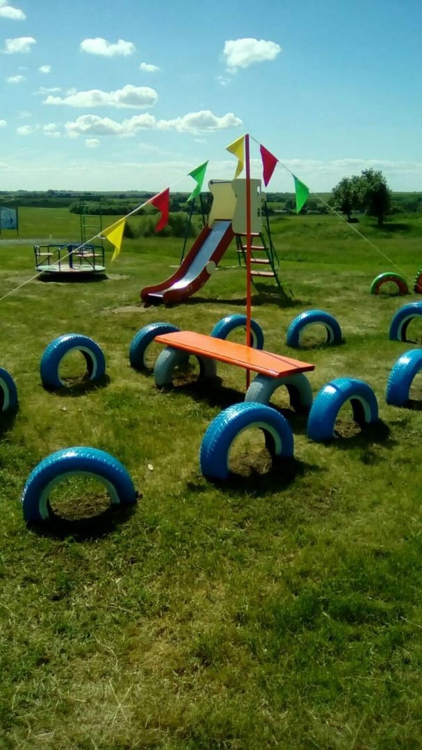 Импровизированная детская площадка появилась в Войкино