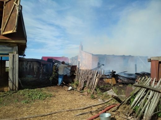 В Алексеевском районе в селе Тиган Булак произошел пожар