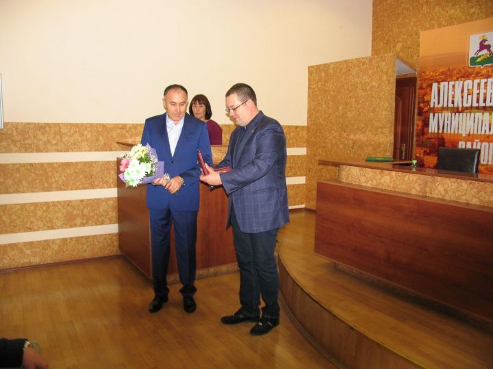 Кабиров Рамис Раисович награжден медалью РТ “За доблестный труд”