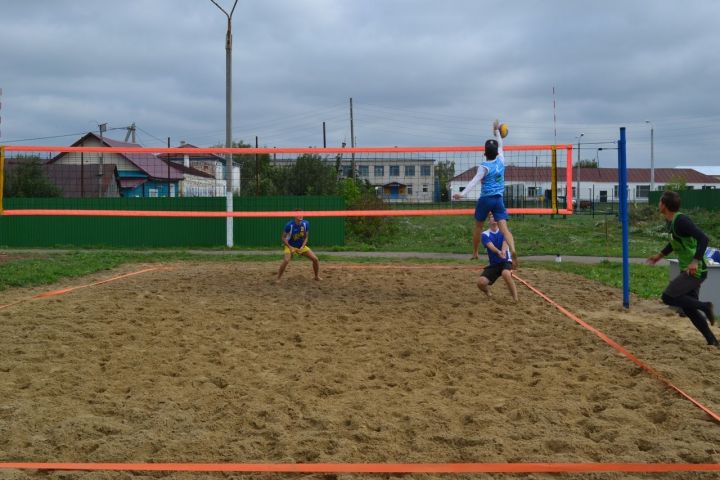 В Билярске состоялся турнир по пляжному волейболу, посвященный памяти Елдашева К.П.